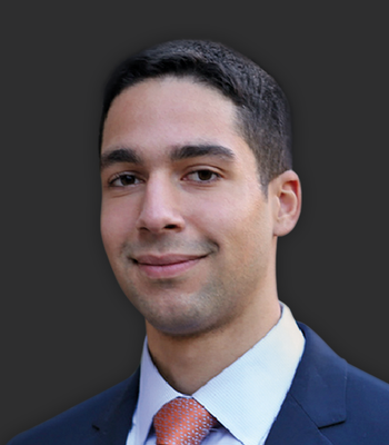 Portrait of Josue Collado, Realtor®/Vice President.